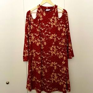 NWT! Shiela Rose XL cold shoulder mock turtle stretchy burnt orange floral dress